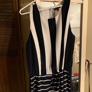 Vince Camuto casual summer dress